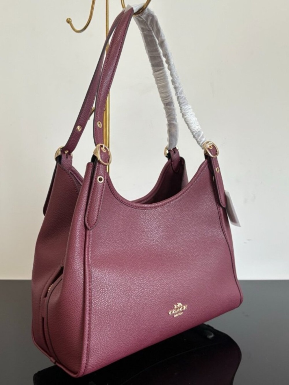 Coach Pebbled Leather Shoulder Bag in Berry Wine - Picture 2 of 8